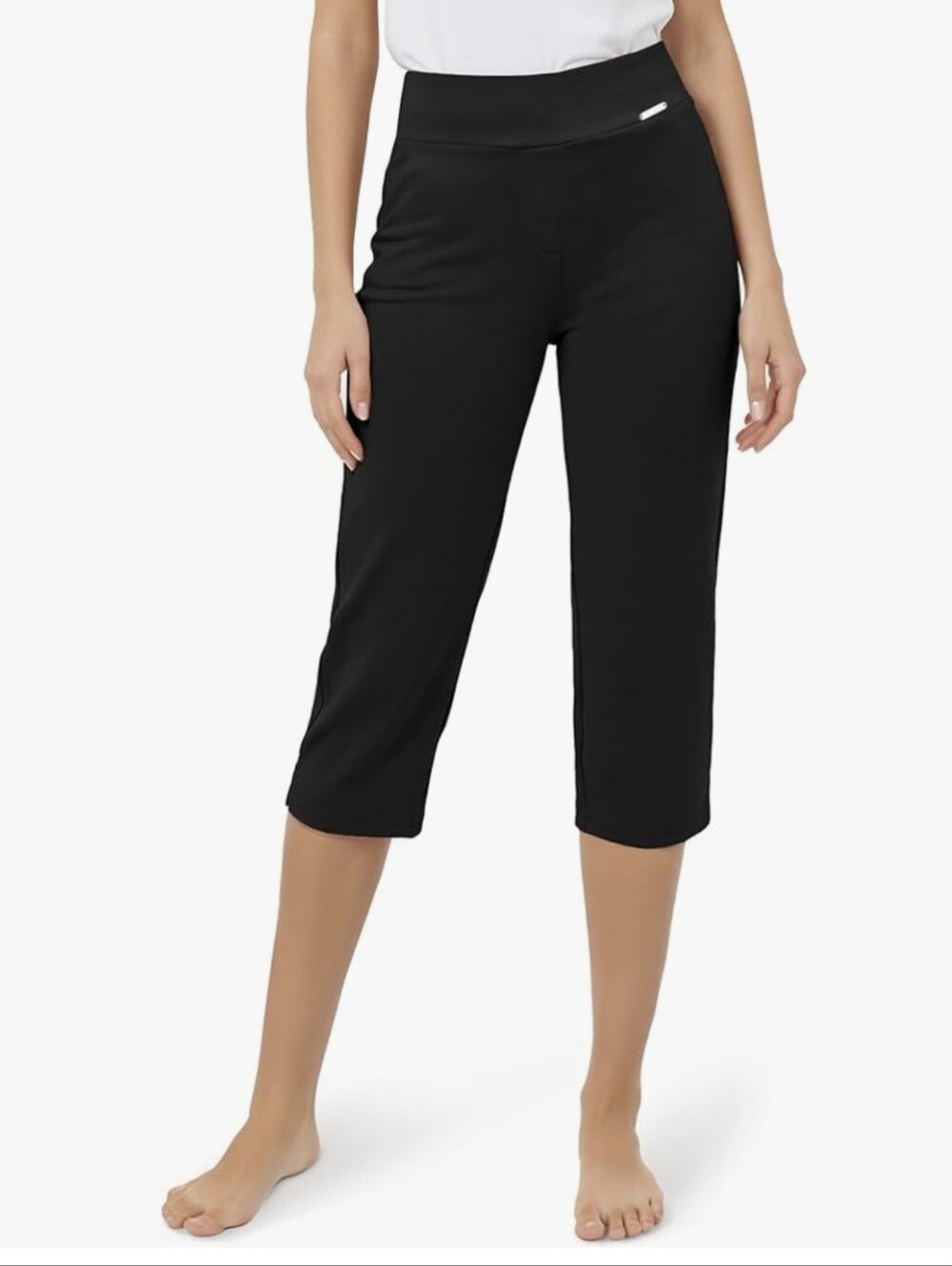 TAPATA trousers feature a pull-on elastic waistband for comfortable wear.Size XL